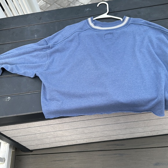 I am selling a blue sweater crop top - Picture 2 of 2